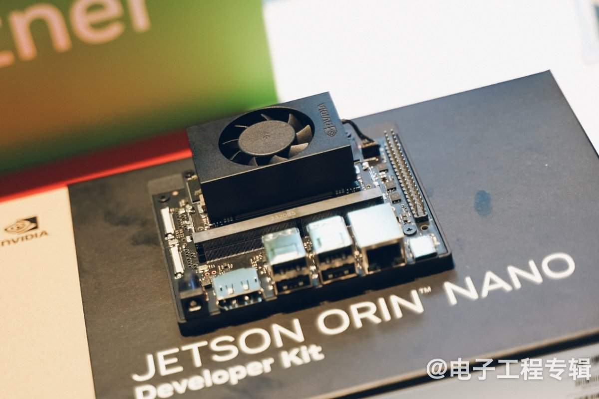 机器人迎来ChatGPT时刻,AI与仿真技术驱动新变革(图11) 机器人迎来ChatGPT时刻,AI与仿真技术驱动新变革(图11)