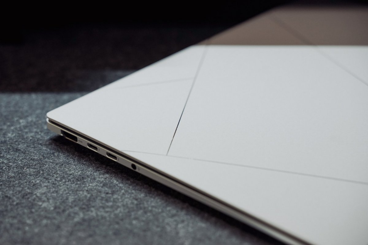 华硕灵耀新品搭载Arrow Lake-H处理器，轻薄本成AI PC主力(图1)